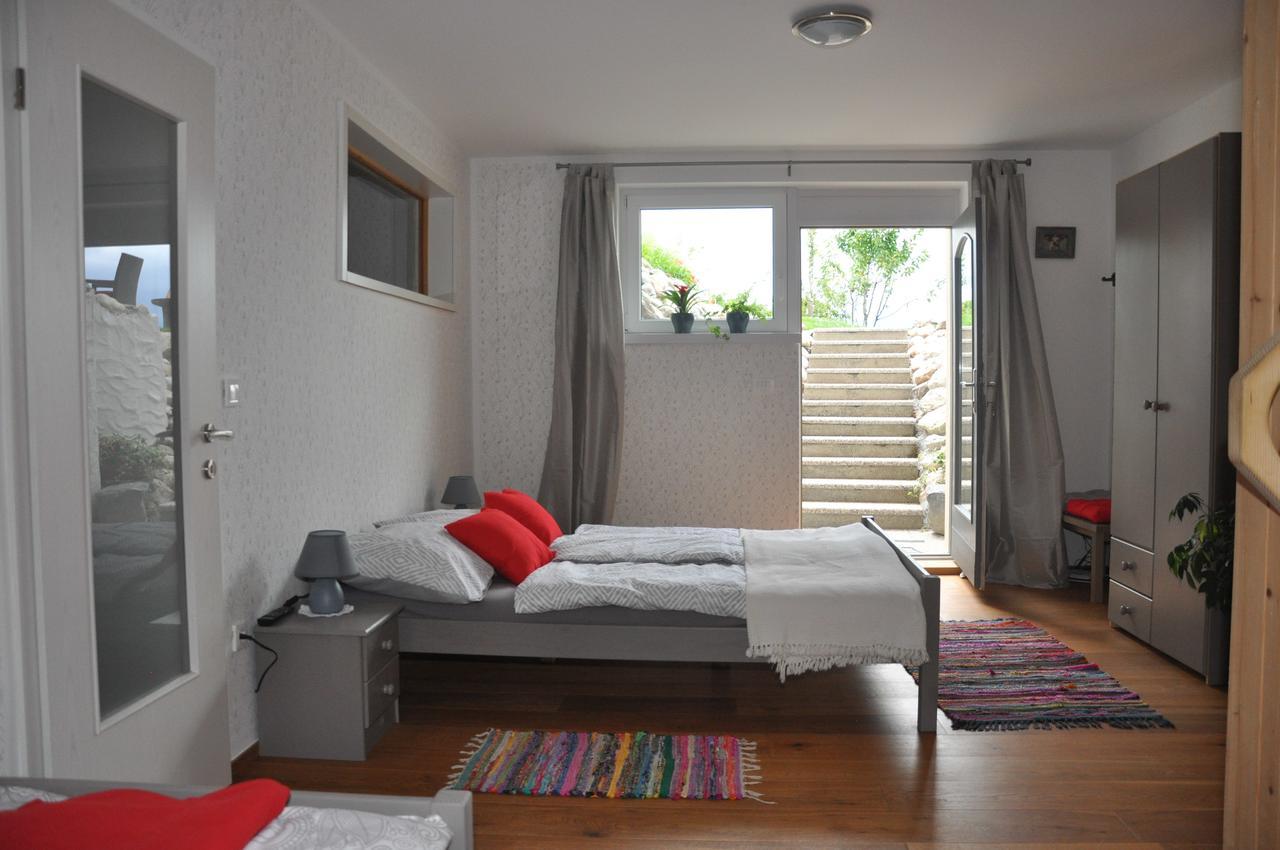 Apartma Romana Spodnji Otok Luaran gambar